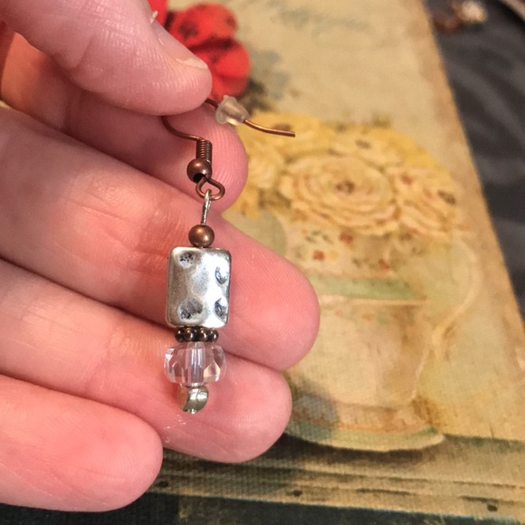 Silver and bronze earrings - Picture 3 of 3